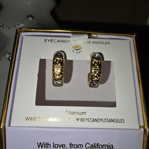 EyeCandy Earrings - Picture 2 of 3